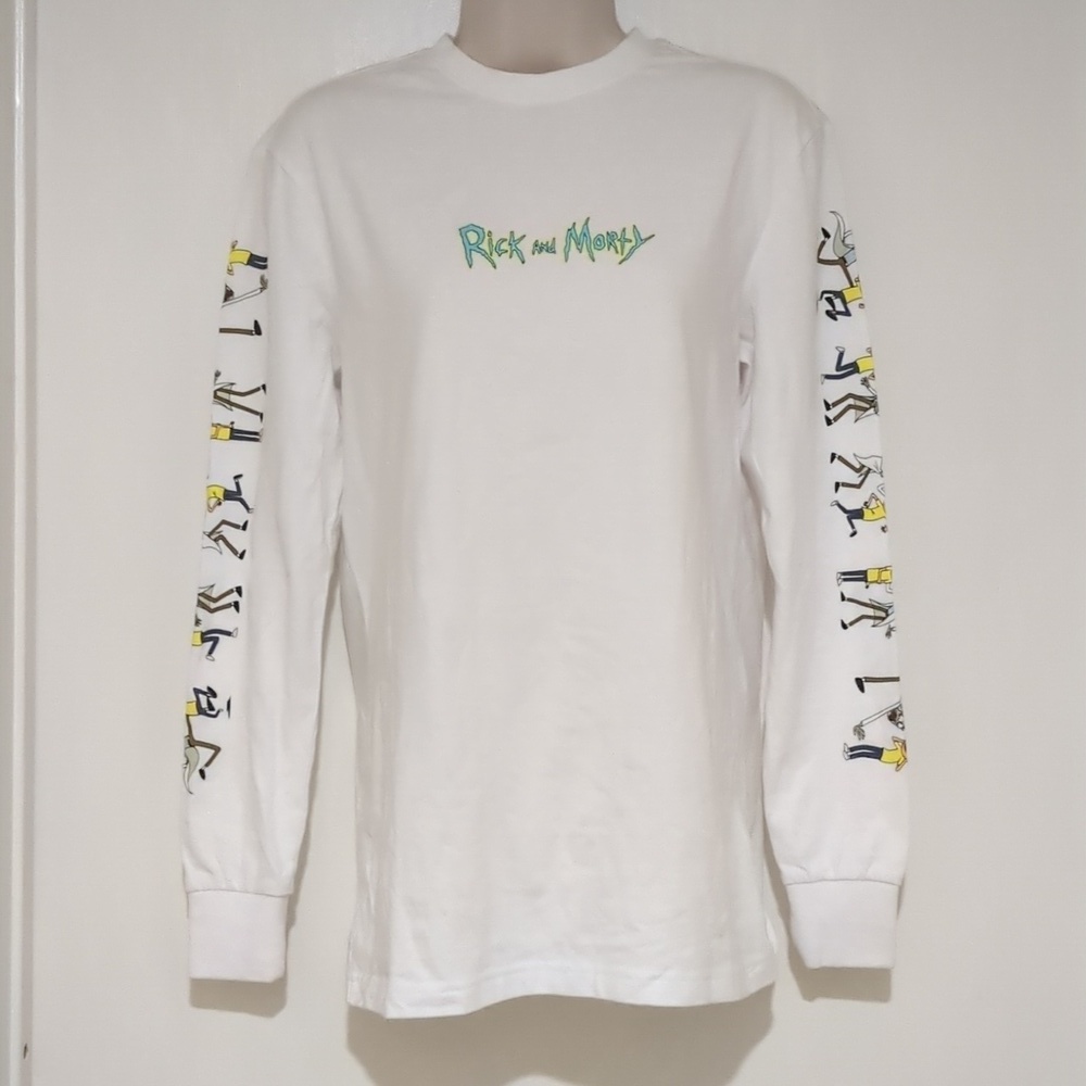 Rick and Morty Divided H&M Cartoon Network long sleeve graphic tee - size Xs